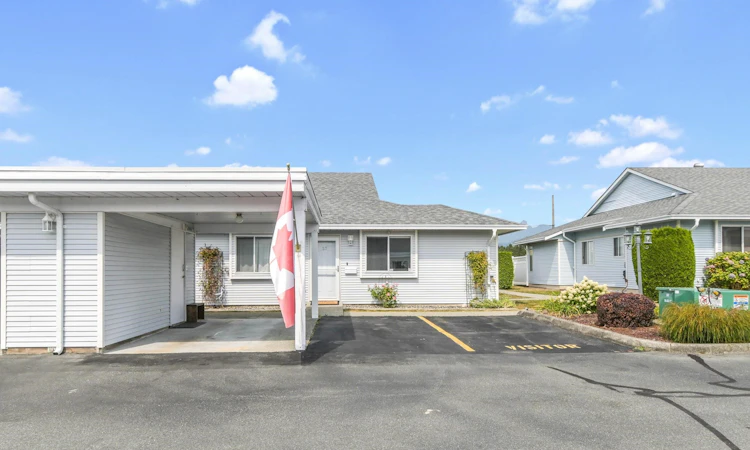 27-23580 Dewdney Trunk Road