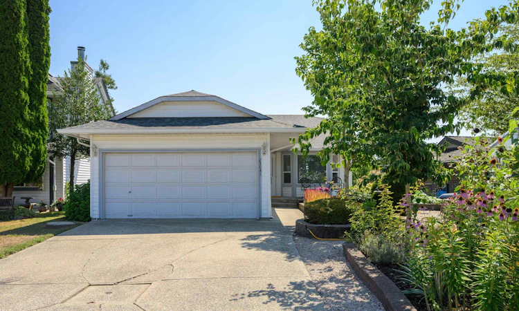 23043 Olund Crescent