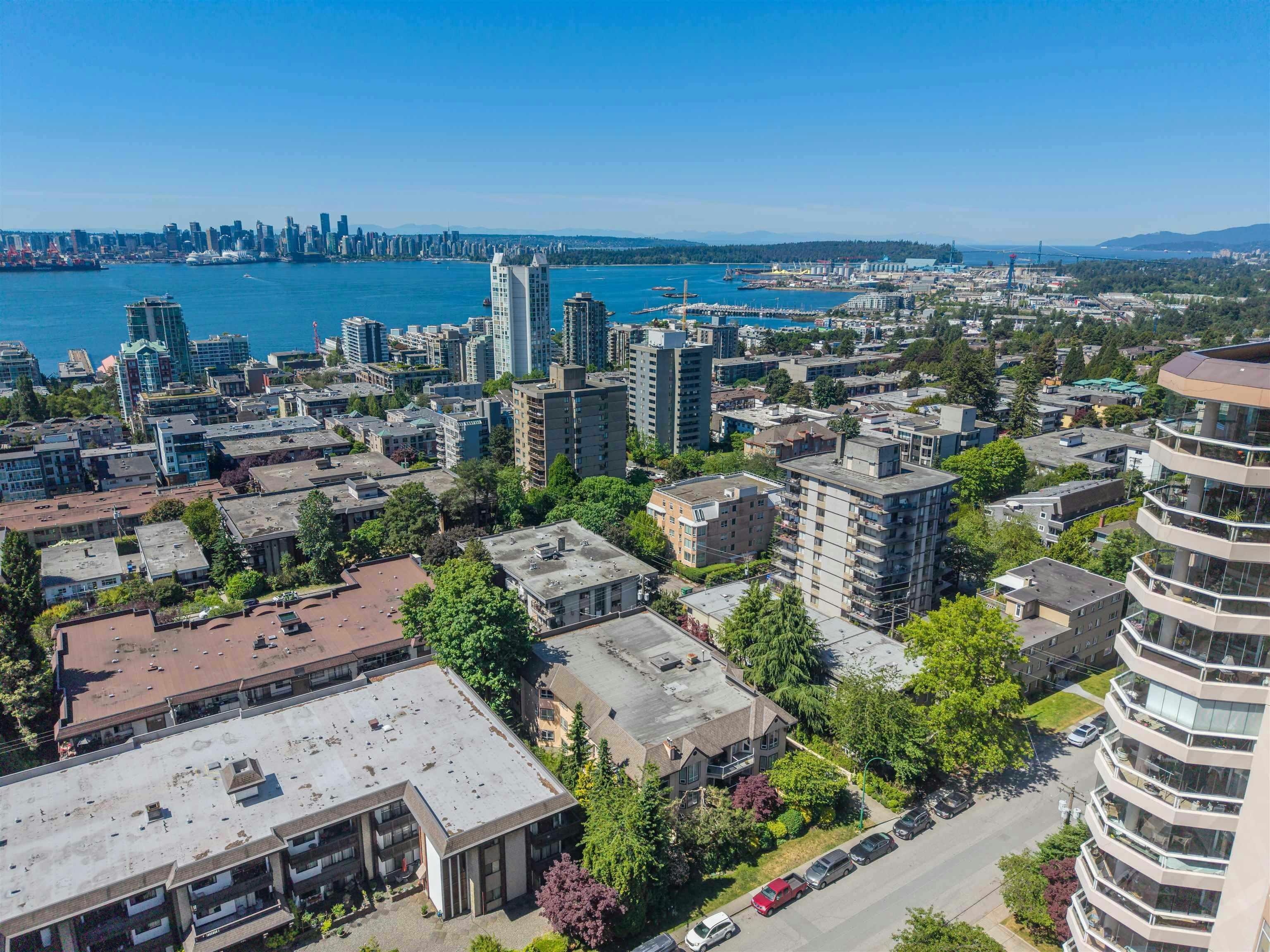 102-123 E 6th Street, North Vancouver, BC, V7L 1N9
