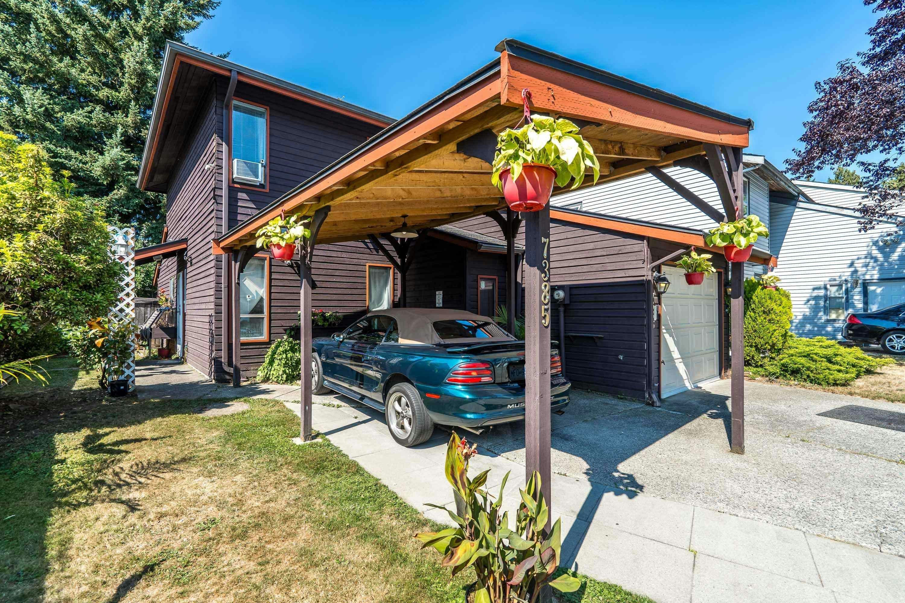 7385 129 Street - 3