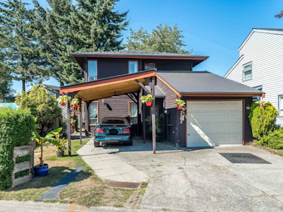 7385 129 Street - 2