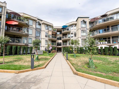 105-2968 Burlington Drive - 2