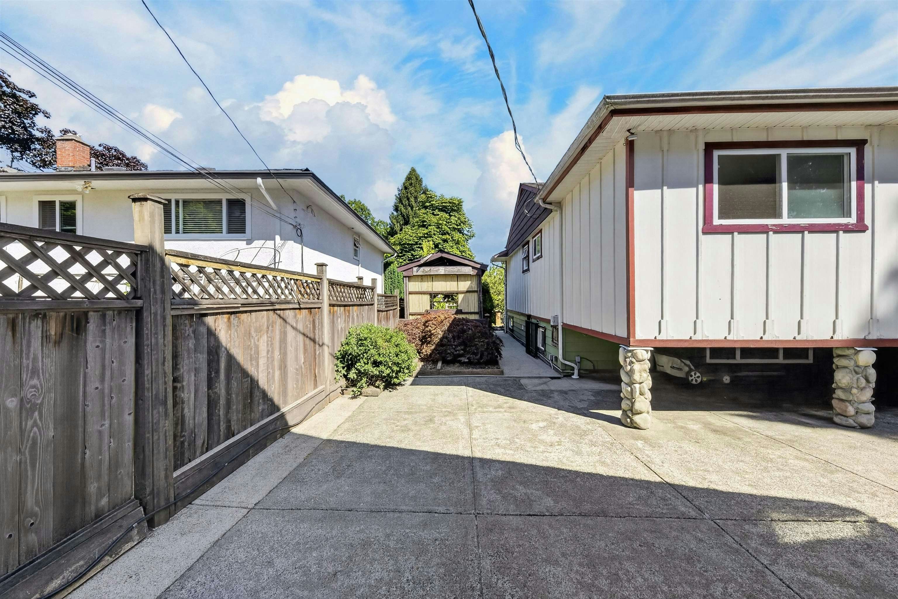 4116 Gilpin Crescent, Burnaby, BC, V5G 2K2 - 6