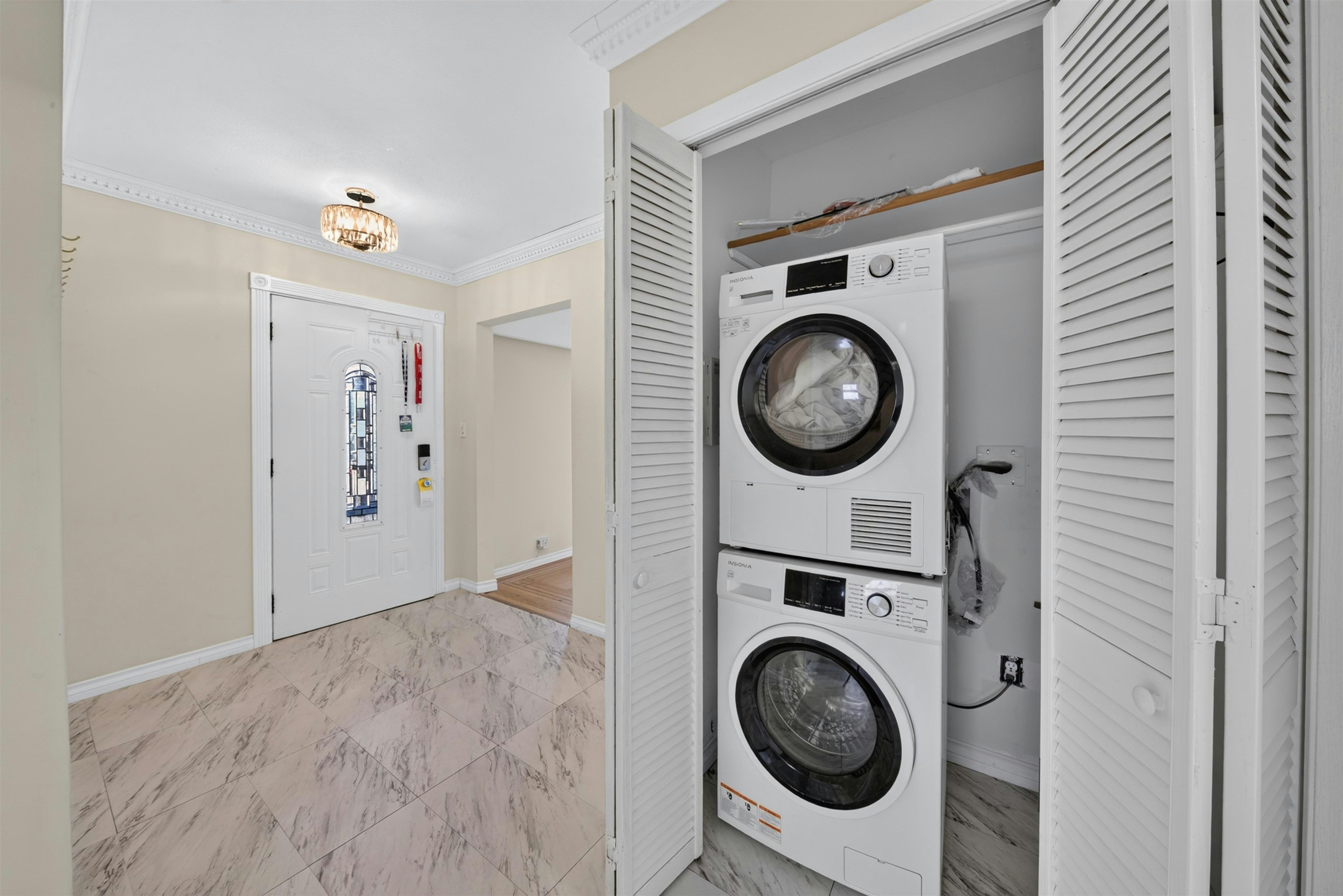 4116 Gilpin Crescent, Burnaby, BC, V5G 2K2 - 19