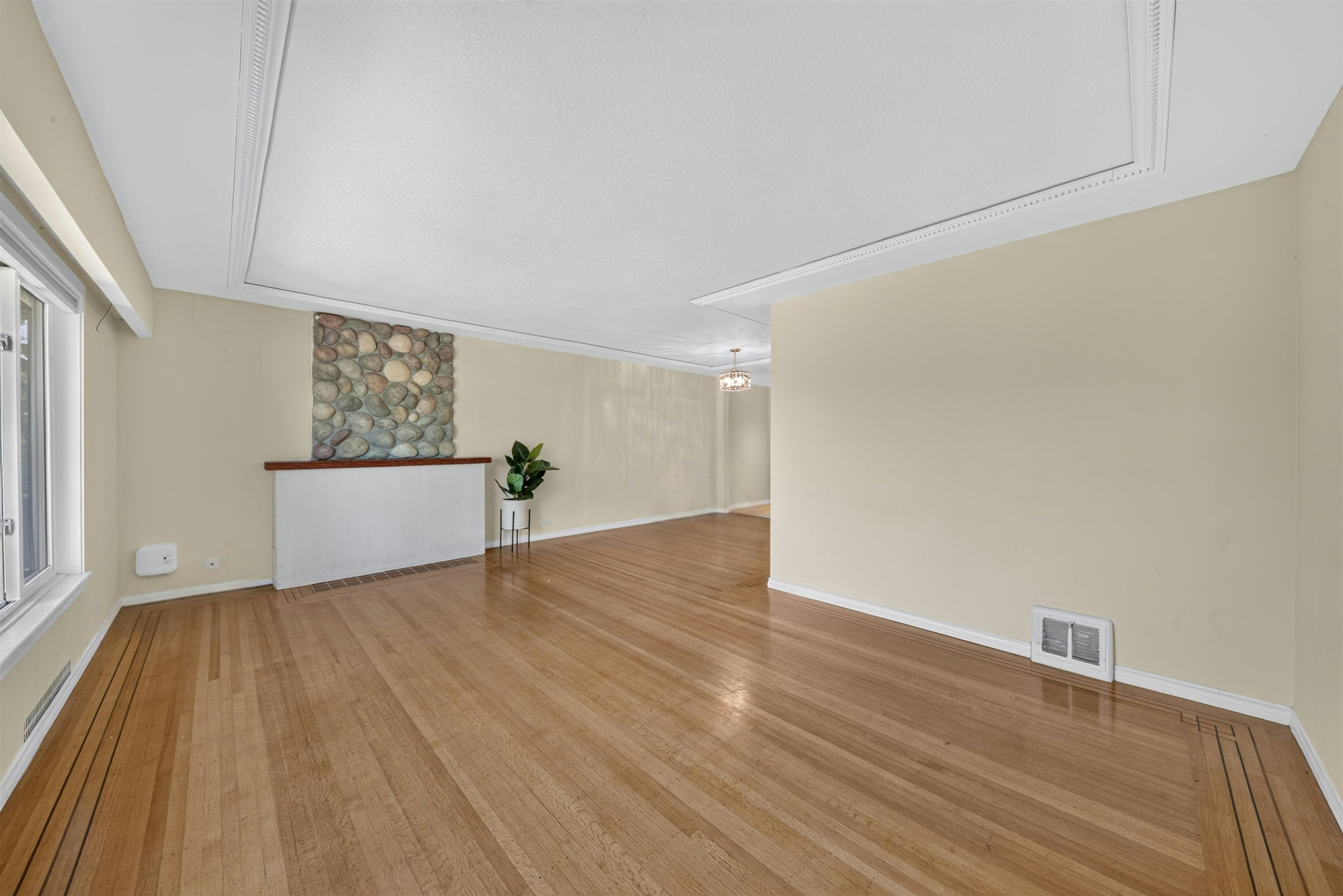4116 Gilpin Crescent, Burnaby, BC, V5G 2K2 - 12