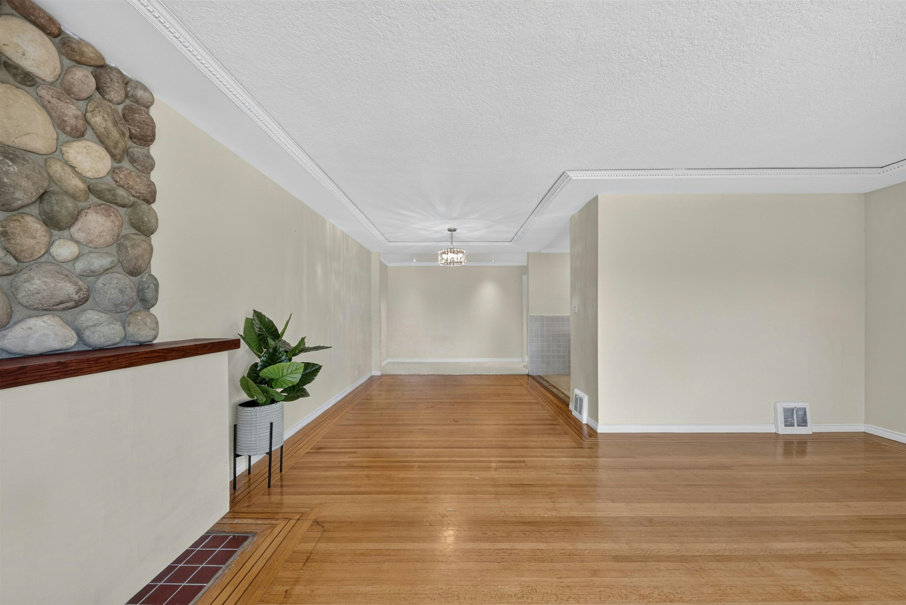 4116 Gilpin Crescent, Burnaby, BC, V5G 2K2 - 14