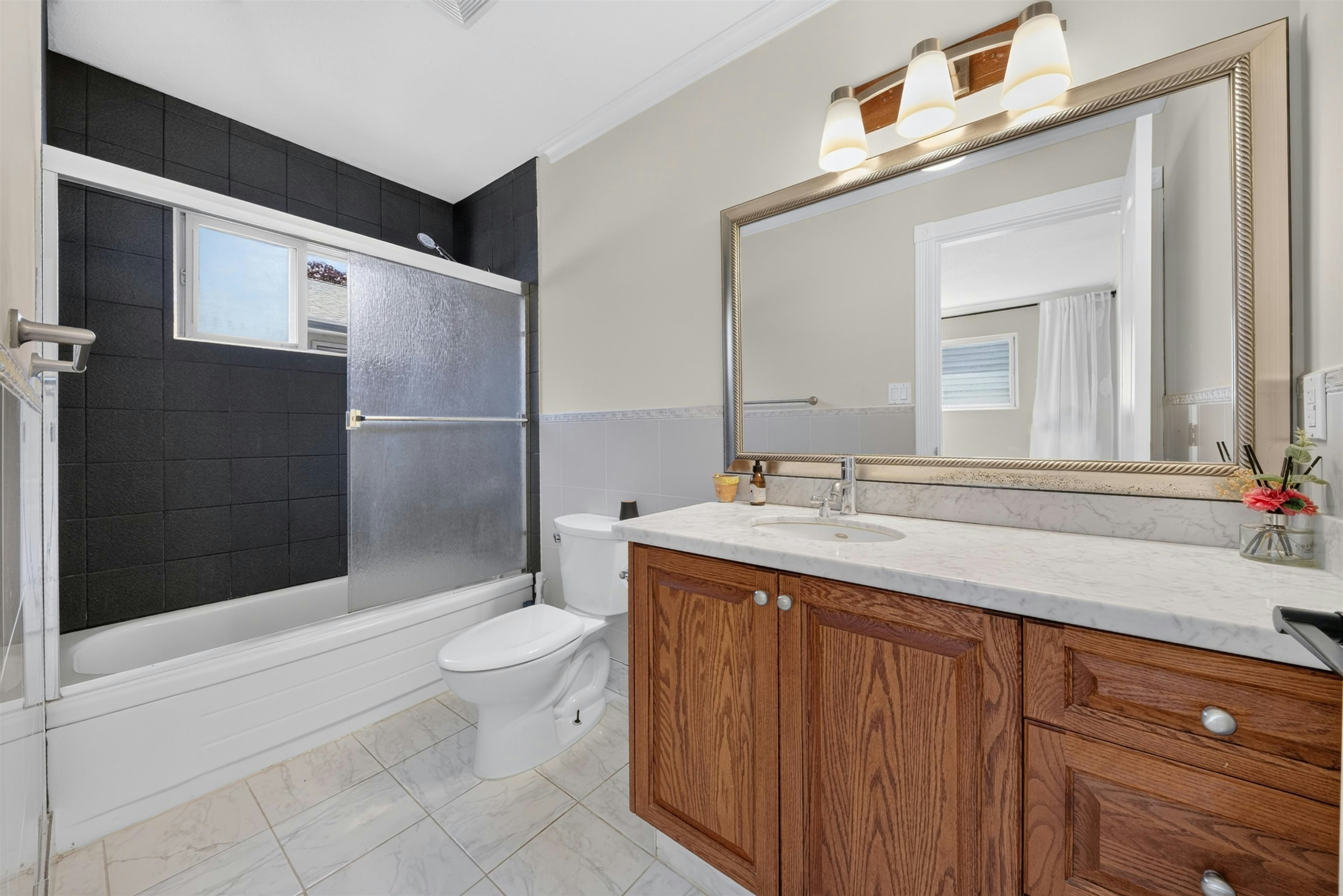 4116 Gilpin Crescent, Burnaby, BC, V5G 2K2 - 31