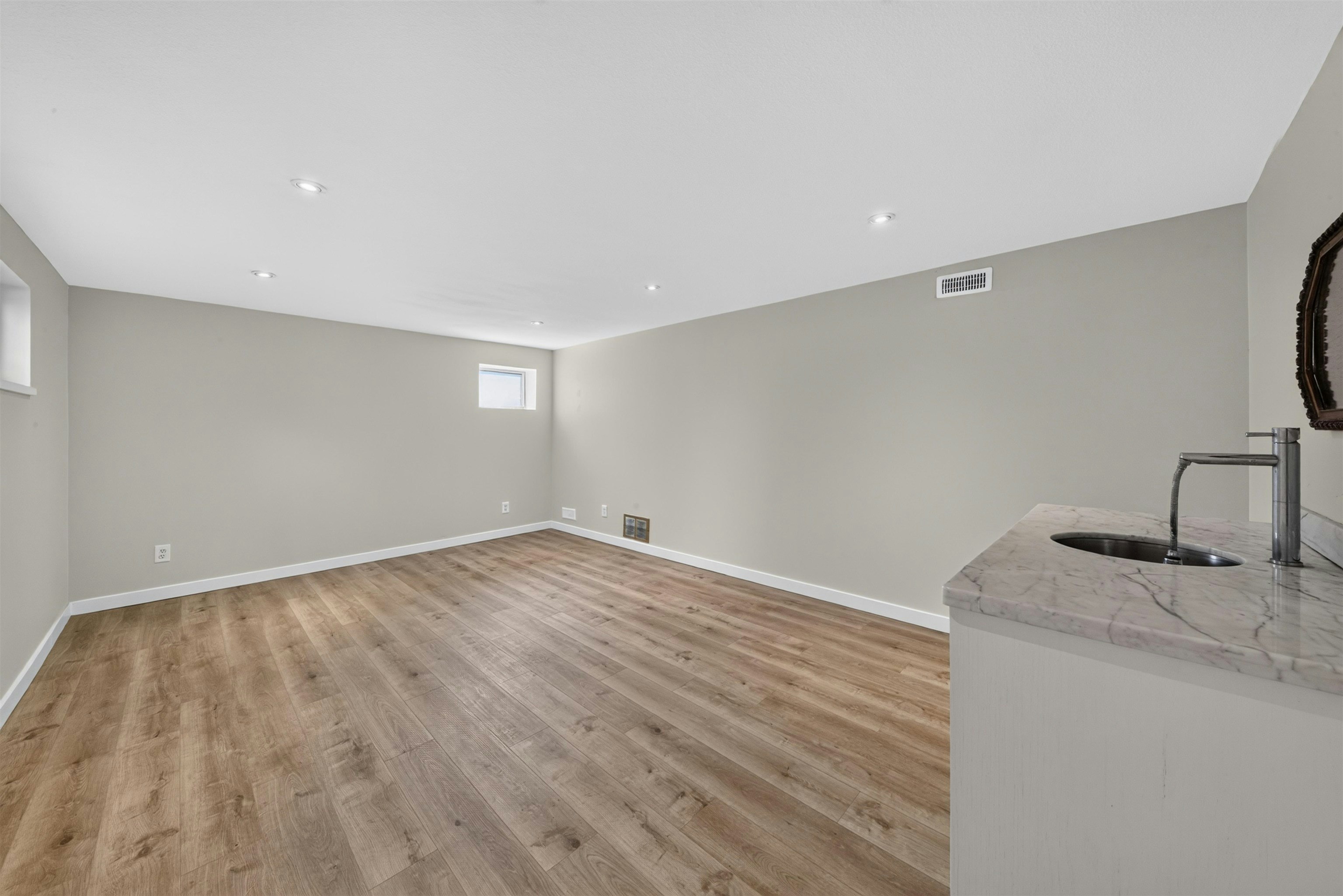 4116 Gilpin Crescent, Burnaby, BC, V5G 2K2 - 37