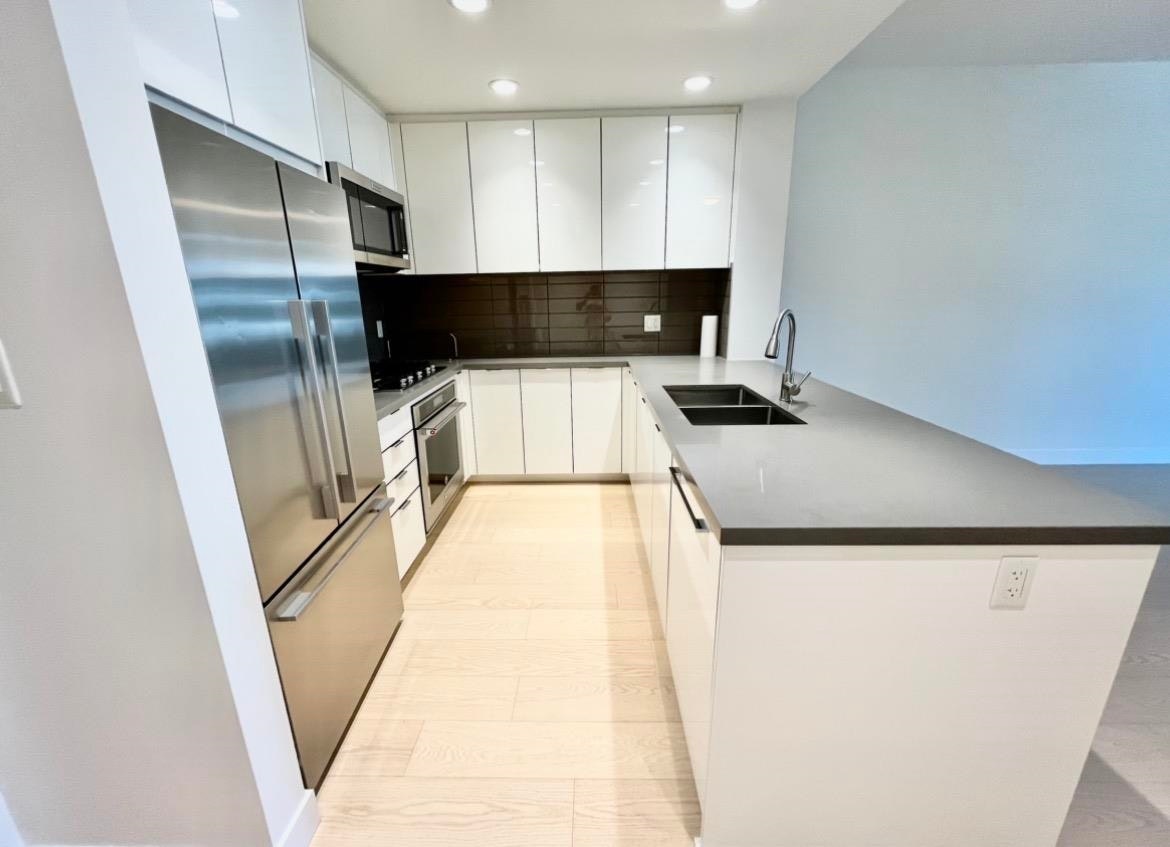 319-255 W 1st Street, North Vancouver, BC, V7M 3G8 - 3
