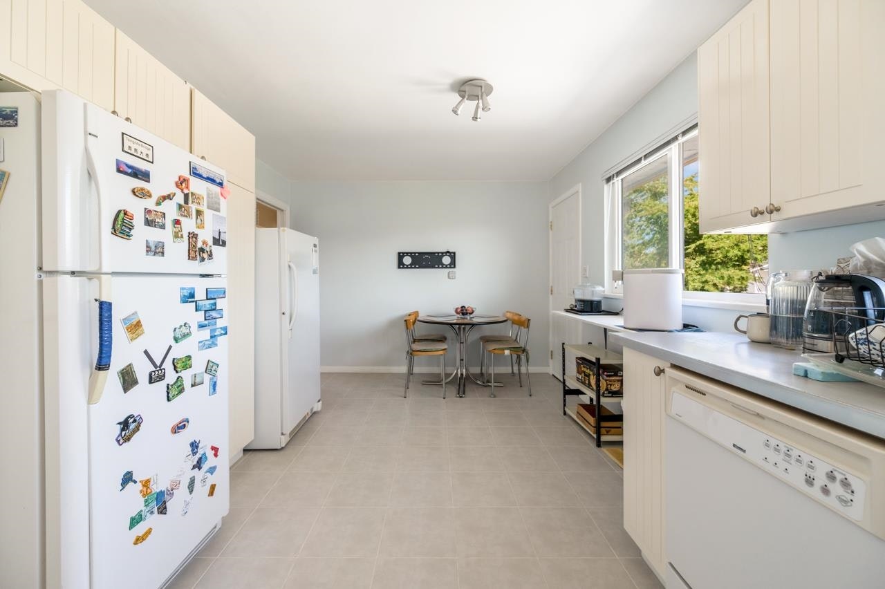 9551 Snowdon Avenue, Richmond, BC, V7A 2M2 - 15
