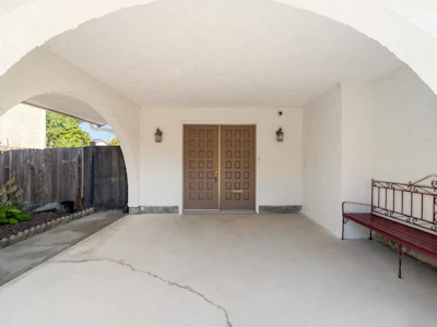 9551 Snowdon Avenue - 2