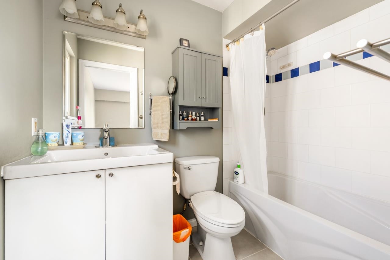 9551 Snowdon Avenue, Richmond, BC, V7A 2M2 - 19