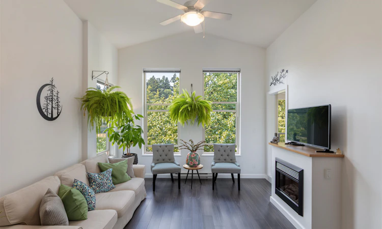 401-265 Ross Drive