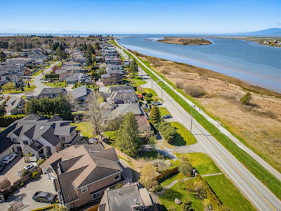 4440 River Road - 4