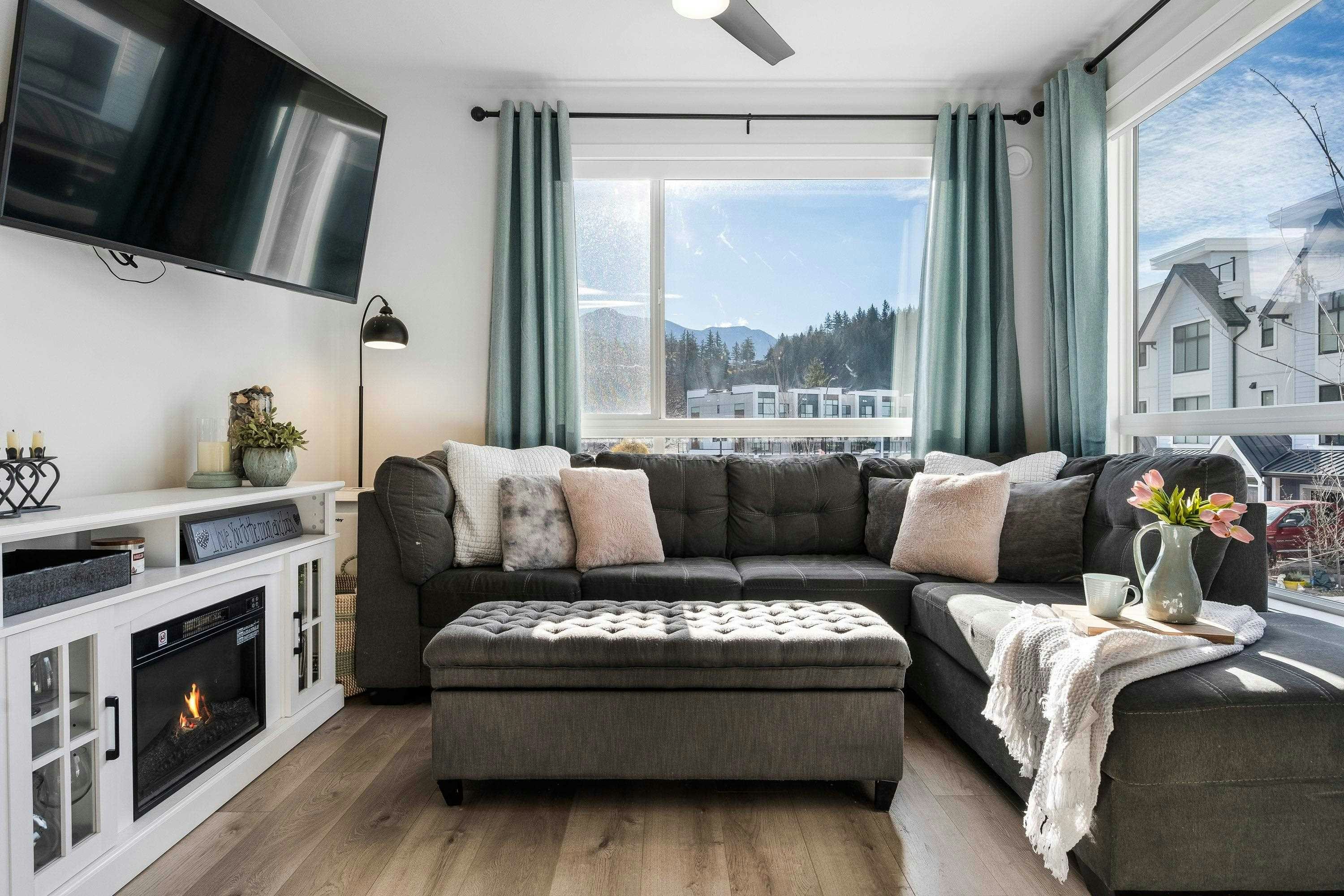 203-6045 Chilliwack River Road - 3