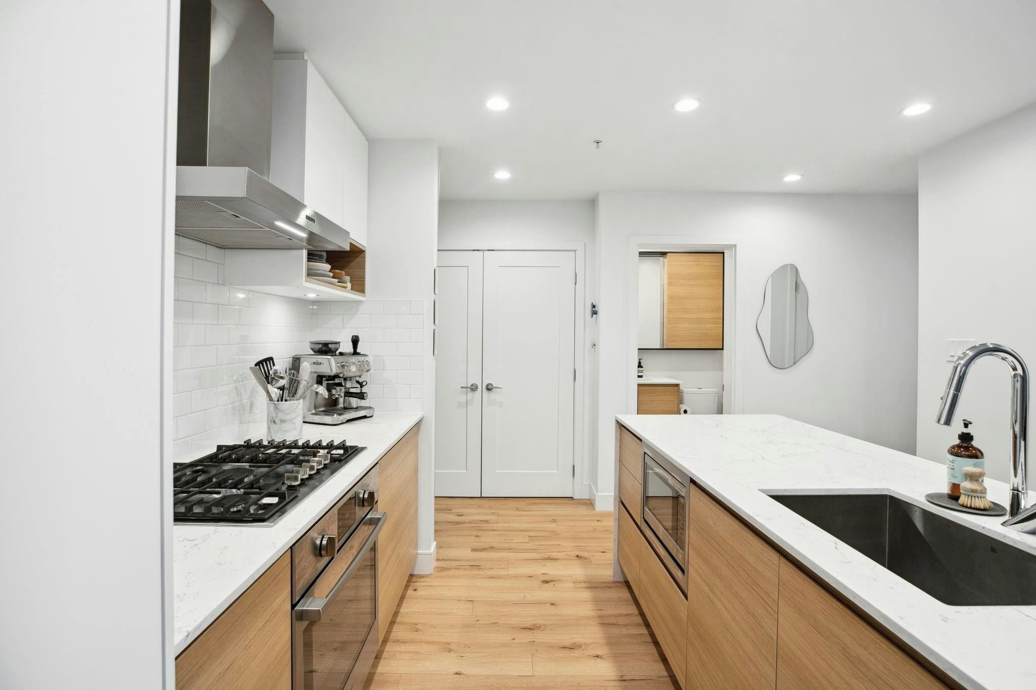 410-55 Klahanie Drive - 5