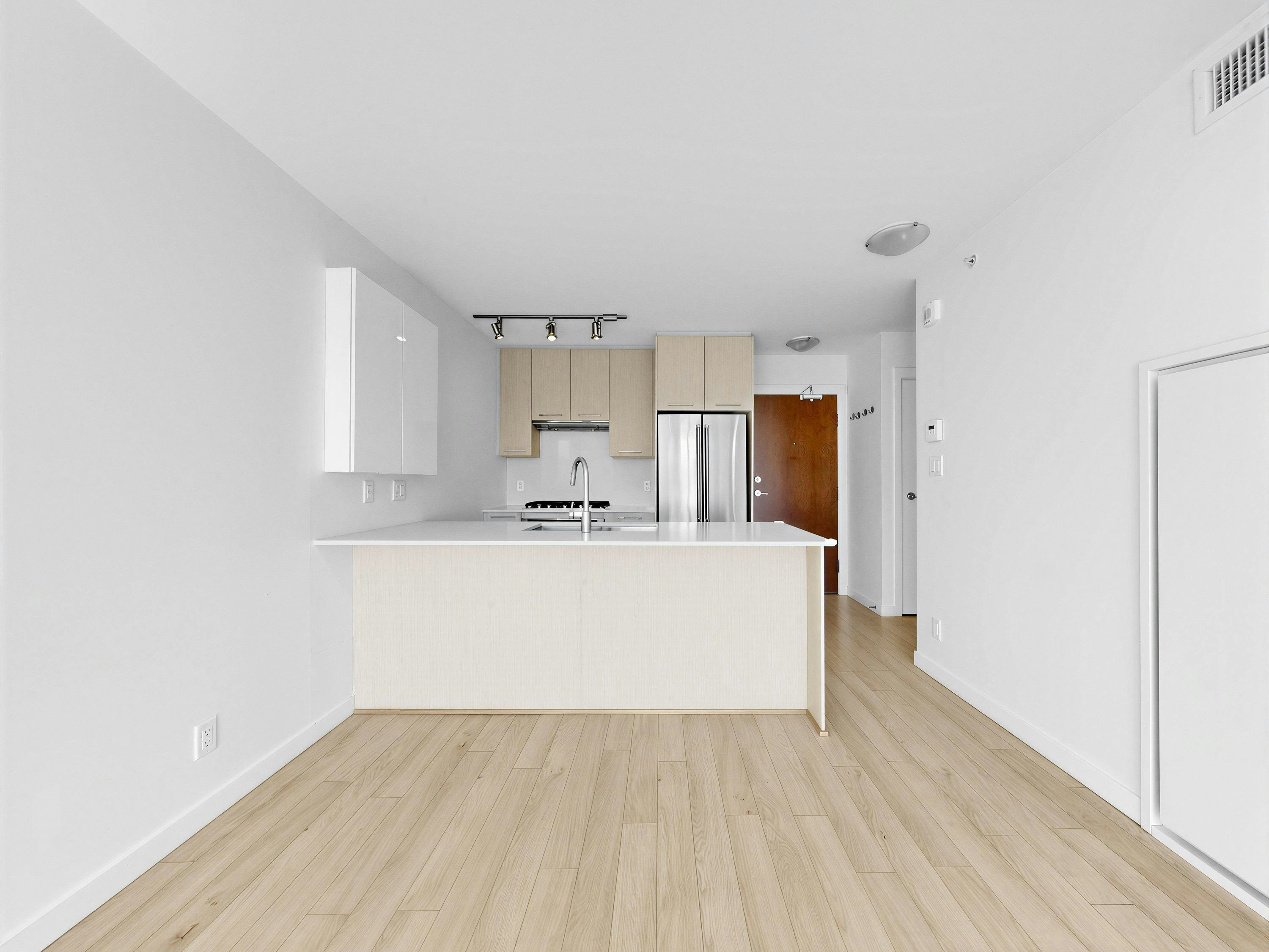 808-7708 Alderbridge Way, Richmond, BC, V6X 0P9 - 2