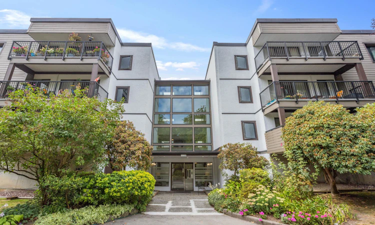 209-8860 No. 1 Road
