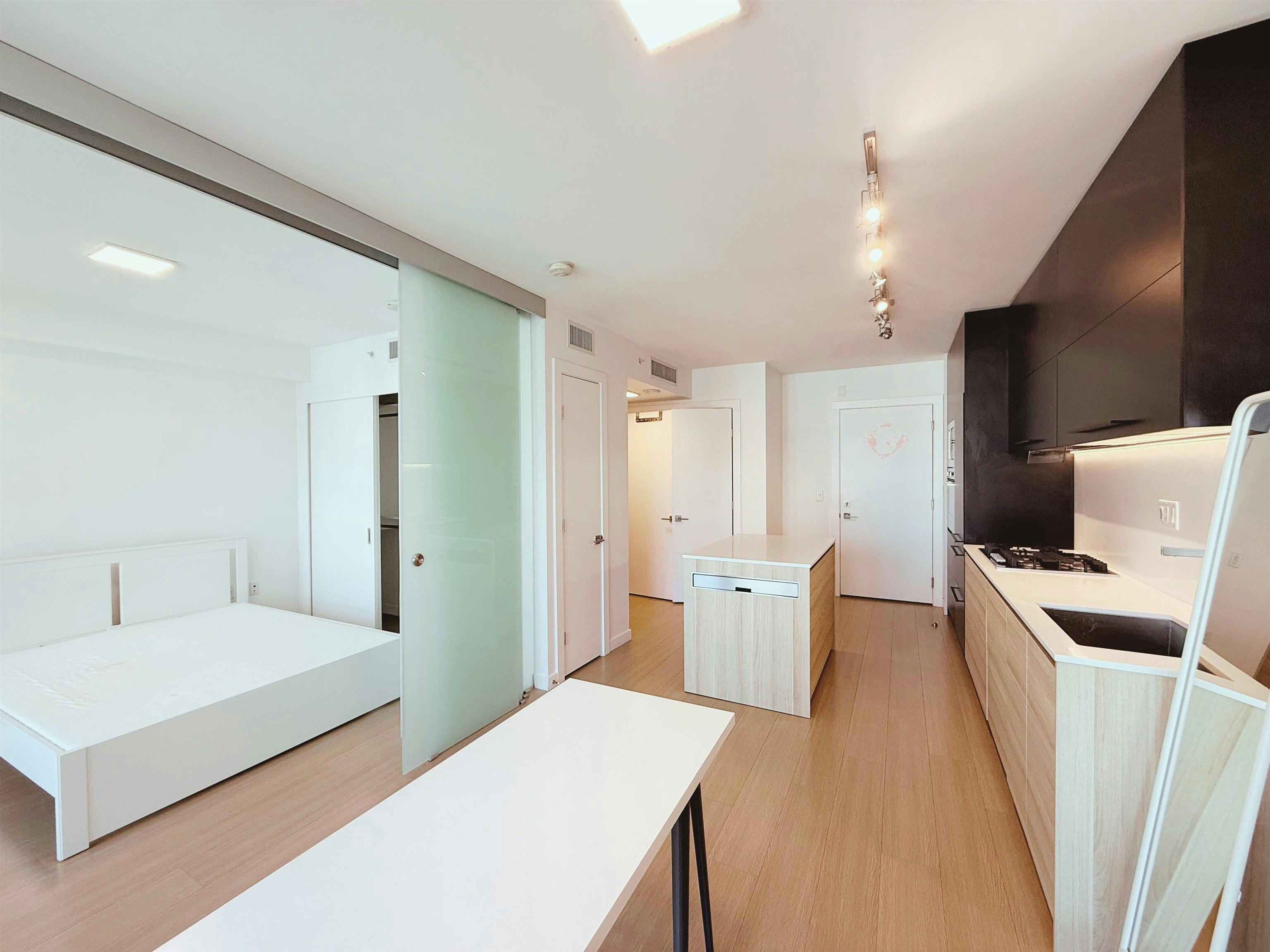 602-4488 Juneau Street, Burnaby, BC, V5C 0M4 - 10