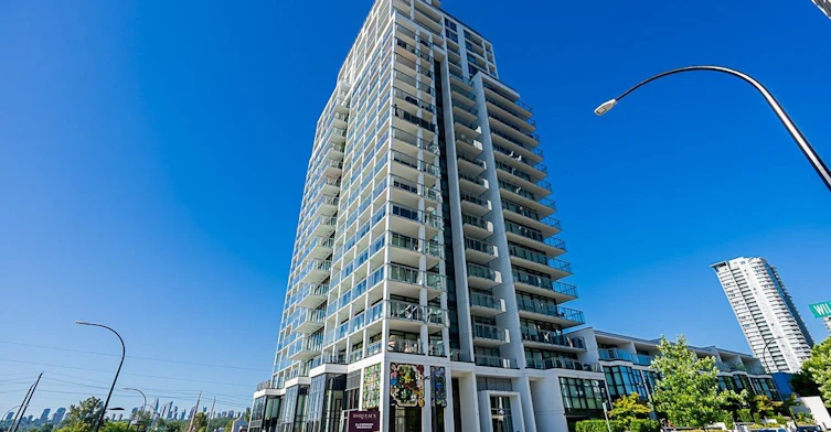 602-4488 Juneau Street, Burnaby, BC, V5C 0M4