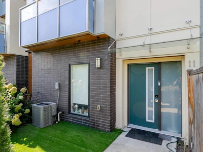 11-5858 132 Street - 5