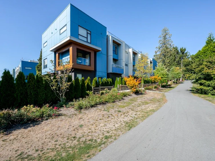 11-5858 132 Street, Surrey, BC, V3X 1N1 - 4