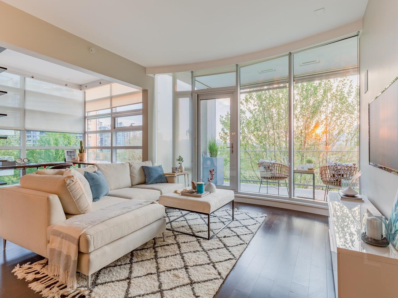 404-1616 Columbia Street, Vancouver, BC, V5Y 0B7 - 8