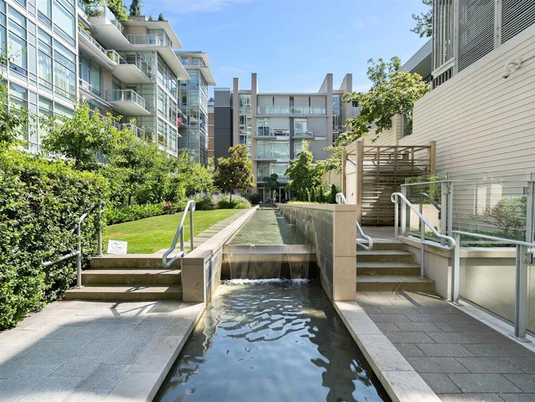 404-1616 Columbia Street, Vancouver, BC, V5Y 0B7 - 17