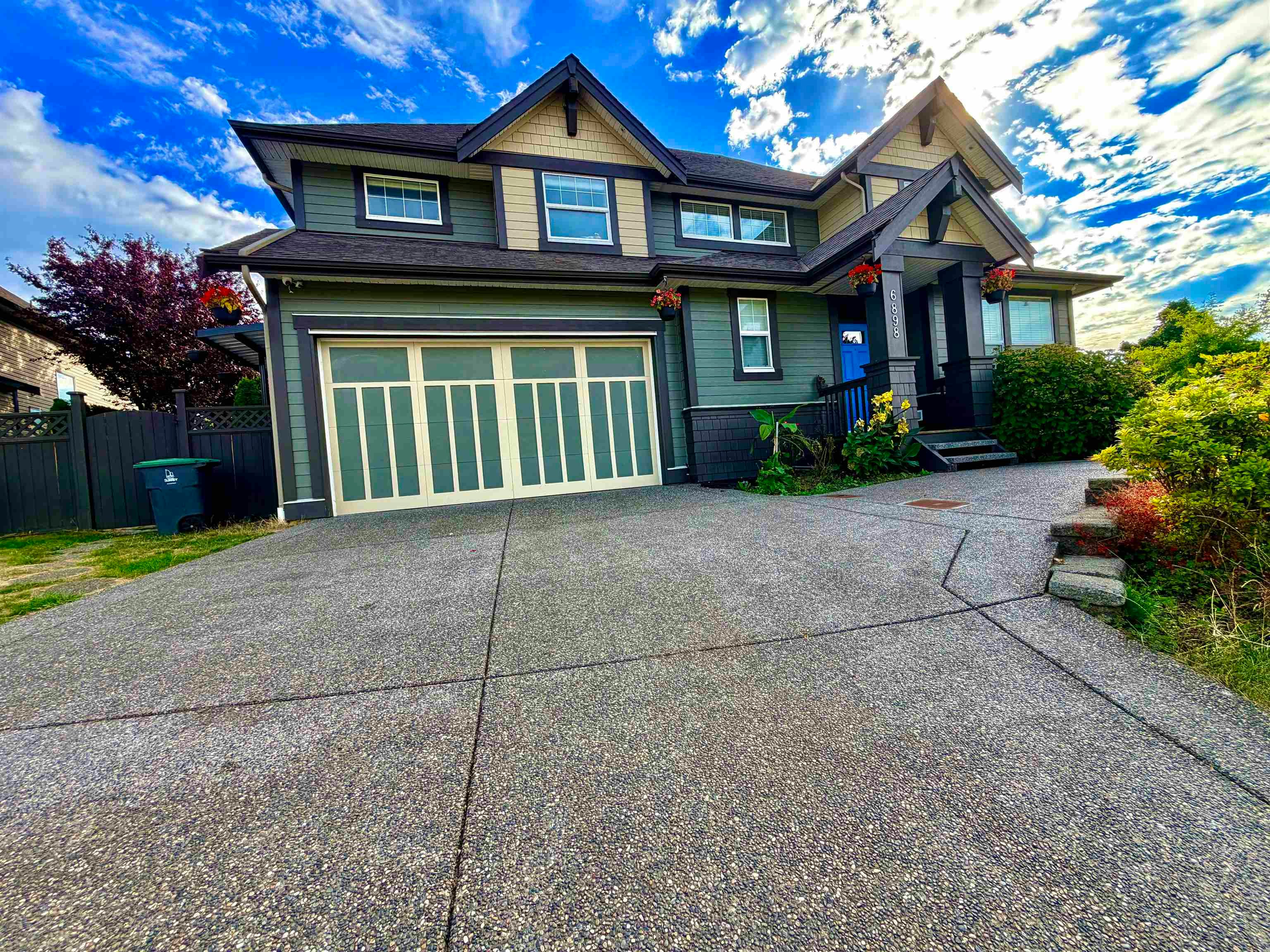 6898 177 Street, Surrey, BC, V3S 2K1