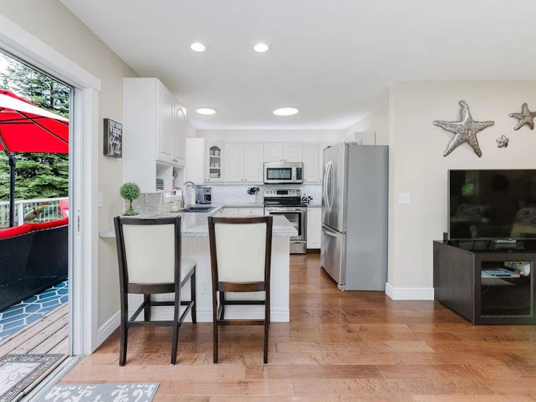 405 Gavin Road, Keats Island, BC, V0N 1V0 - 10