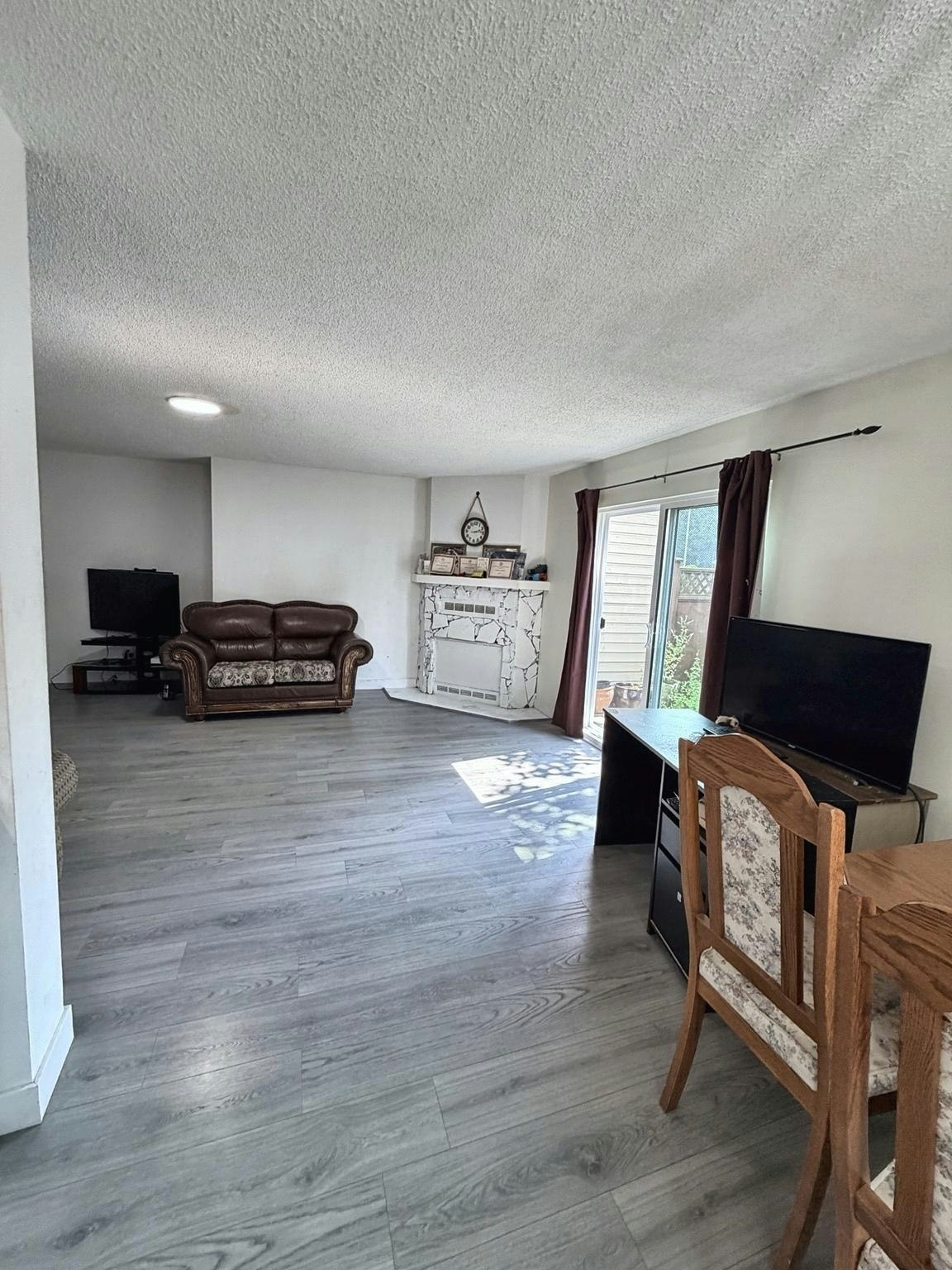 101-7131 133a Street, Surrey, BC, V3W 8A1 - 8