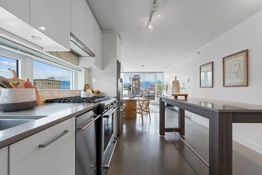 807-231 E Pender Street, Vancouver, BC, V6A 0G3 - 10