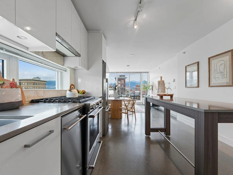 807-231 E Pender Street, Vancouver, BC, V6A 0G3 - 10