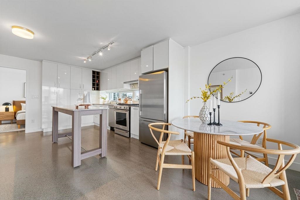 807-231 E Pender Street, Vancouver, BC, V6A 0G3 - 7