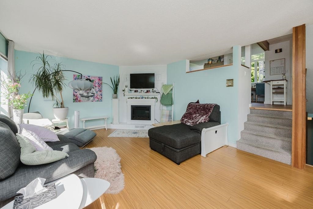 623 Farnham Road, Gibsons, BC, C0N 1V8 - 5