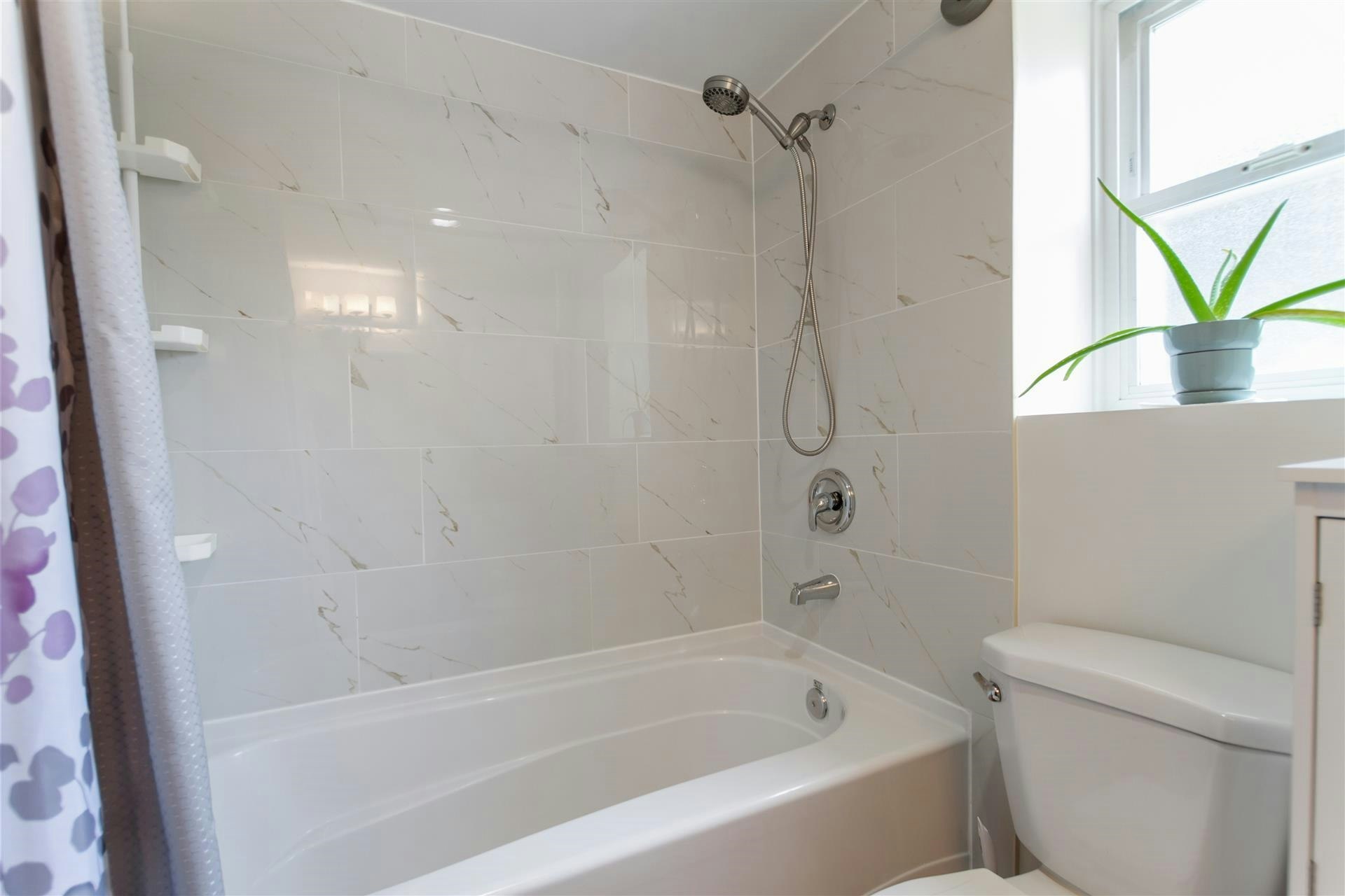 8511 111a Street, Delta, BC, V4C 7C9 - 21