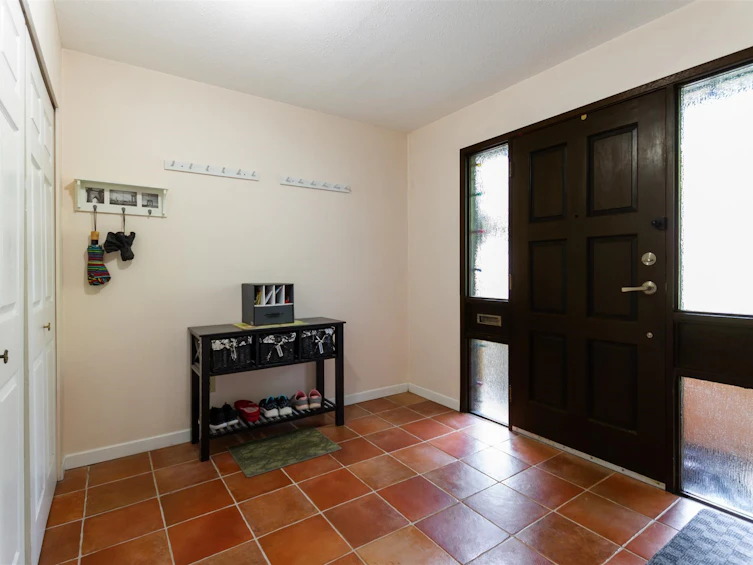 8511 111a Street, Delta, BC, V4C 7C9 - 4