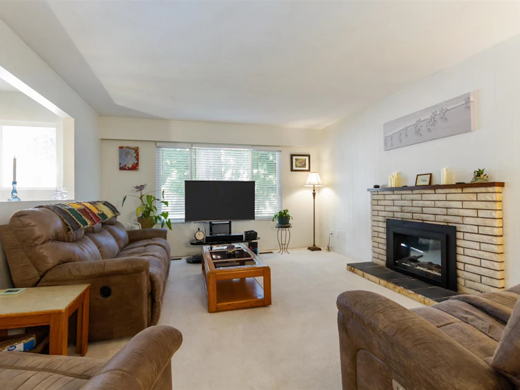 8511 111a Street, Delta, BC, V4C 7C9 - 6