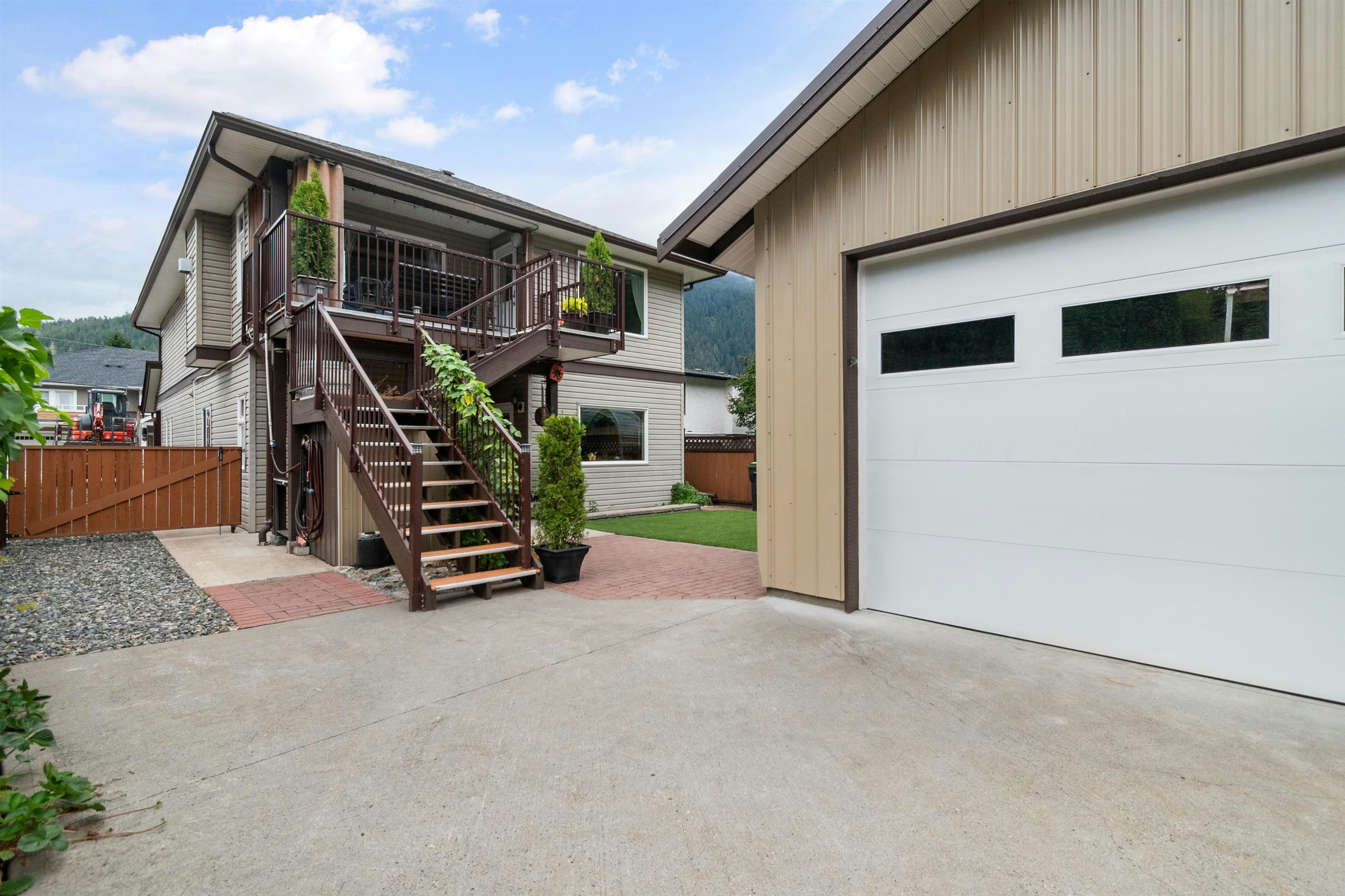 66022 Park Avenue, Hope, BC, V0X 1L1 - 35