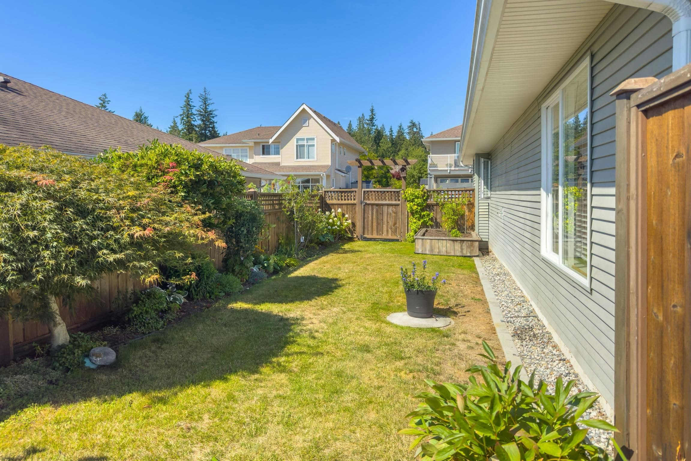 5692 Louise Way, Sechelt, BC, V7Z 0N5 - 32