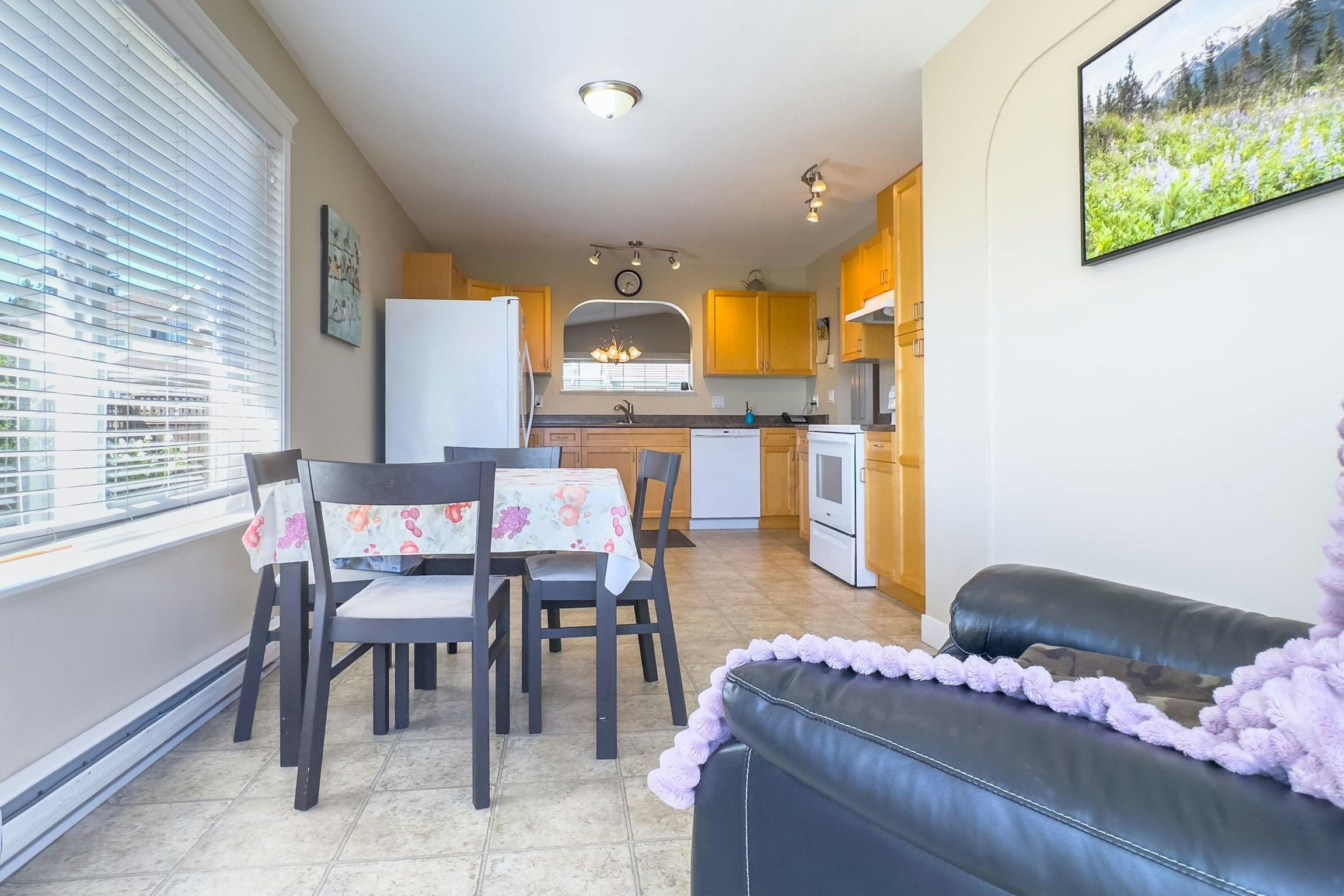 5692 Louise Way, Sechelt, BC, V7Z 0N5 - 14