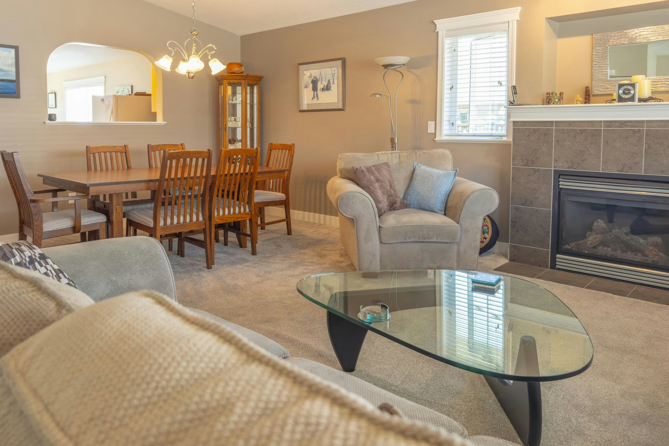 5692 Louise Way - 3