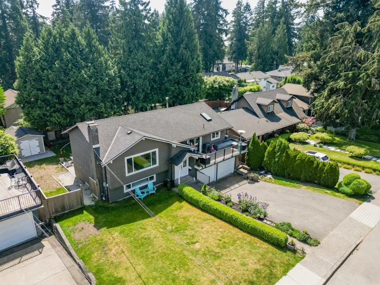 2416 Tolmie Avenue, Coquitlam, BC, V3K 3E7 - 3