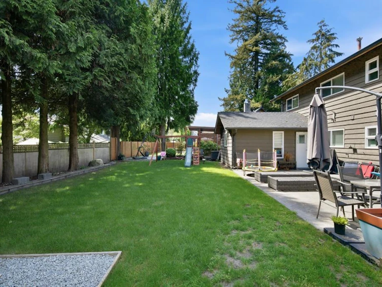 2416 Tolmie Avenue, Coquitlam, BC, V3K 3E7 - 6