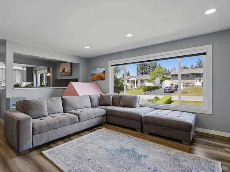 2416 Tolmie Avenue, Coquitlam, BC, V3K 3E7 - 12