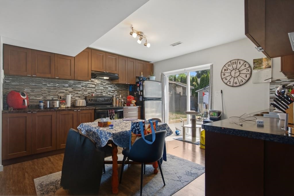2416 Tolmie Avenue, Coquitlam, BC, V3K 3E7 - 34
