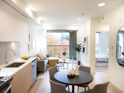 406-37994 Second Avenue - 4