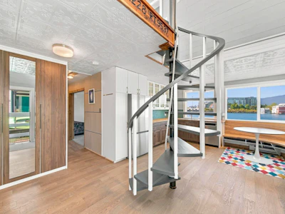 A23-415 W Esplanade Avenue - 3