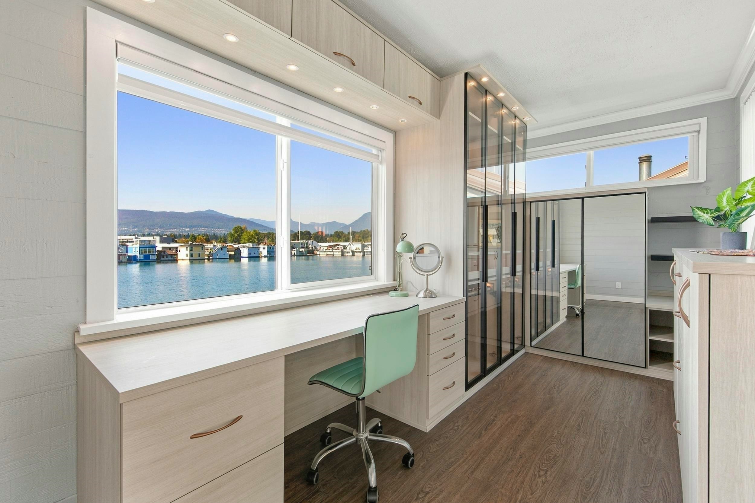 A23-415 W Esplanade Avenue, North Vancouver, BC, V7M 1A6 - 17
