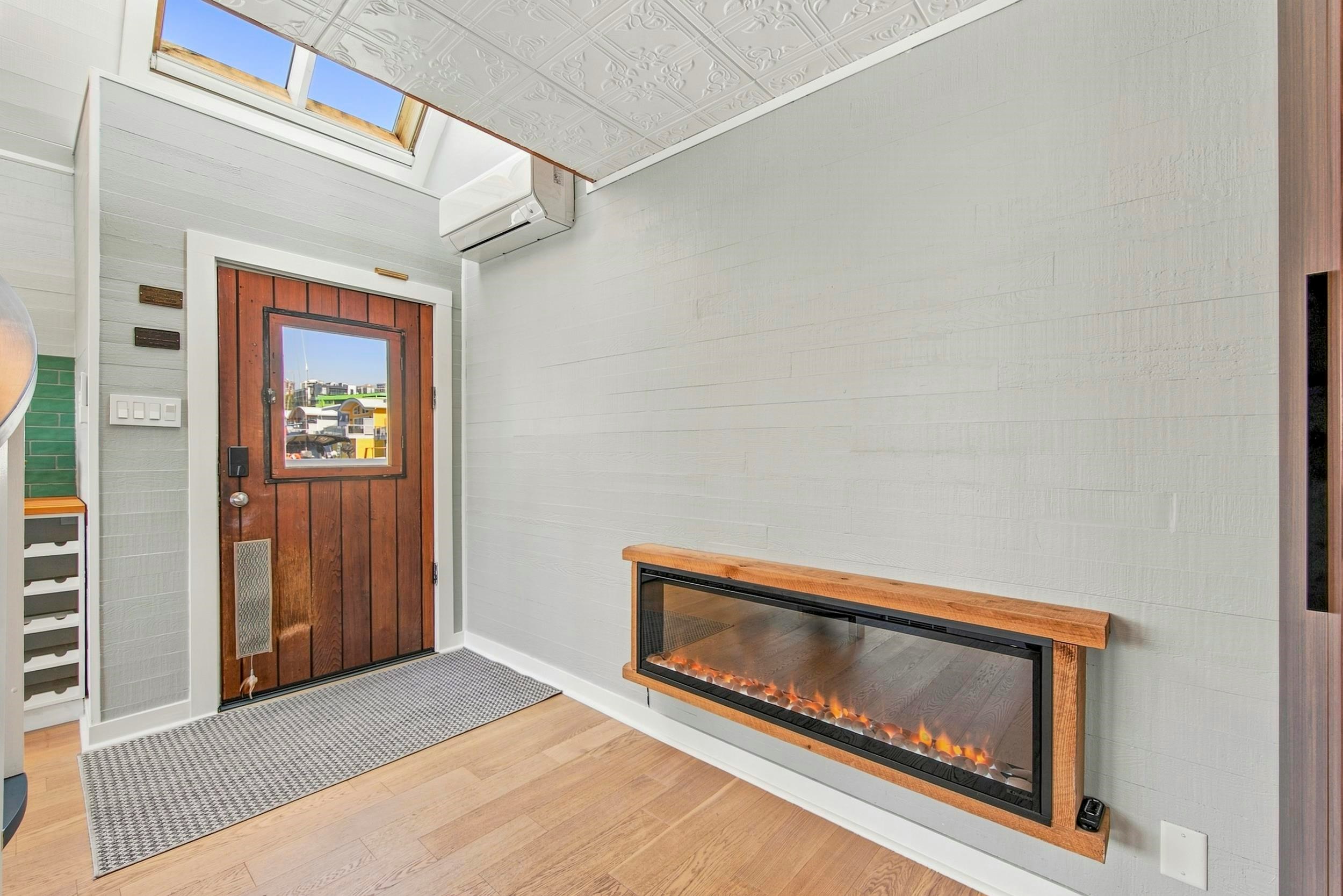 A23-415 W Esplanade Avenue, North Vancouver, BC, V7M 1A6 - 8